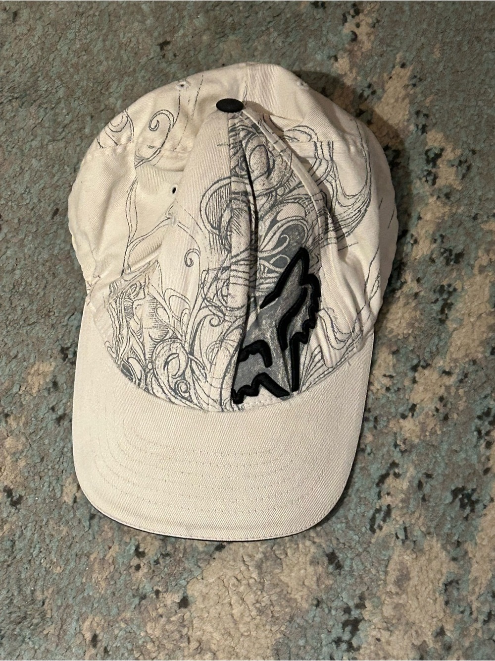 Fox racing White Hat with Black Trim - 'Flexfit' Tag Visible
